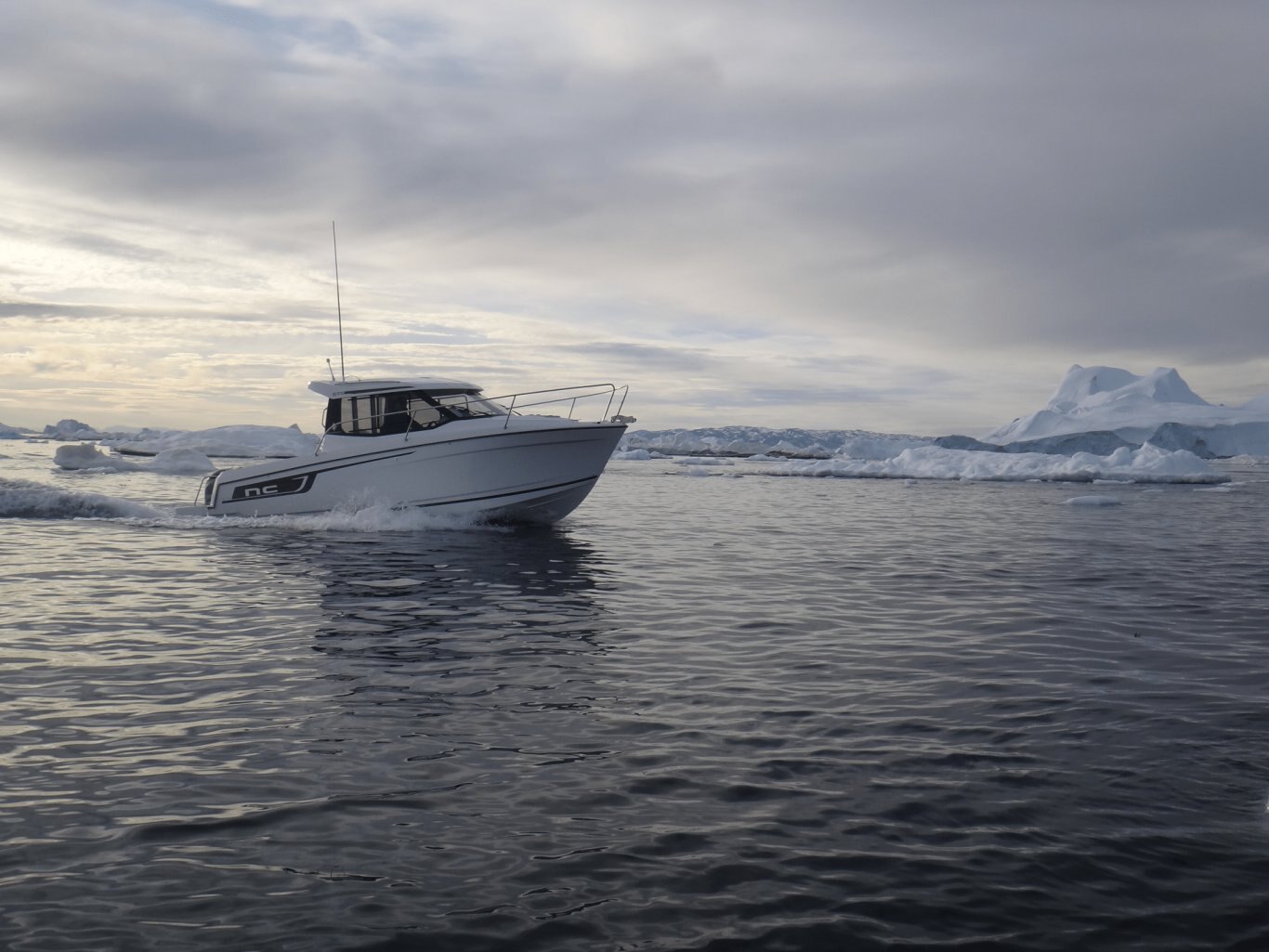 Jeanneau NC 695 SERIES 2