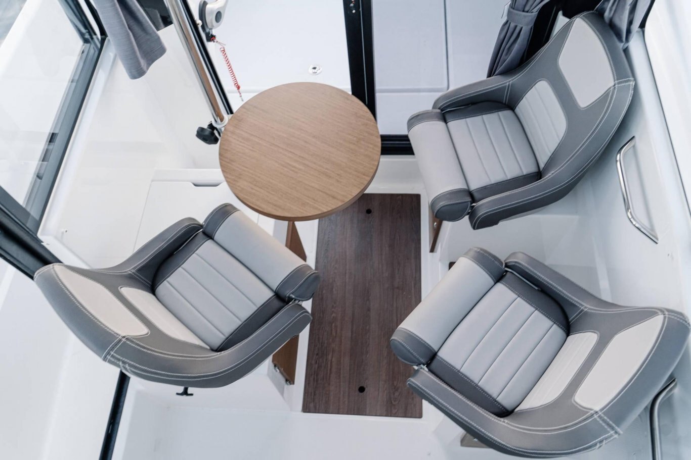 Jeanneau NC 695 SPORT SERIES 2