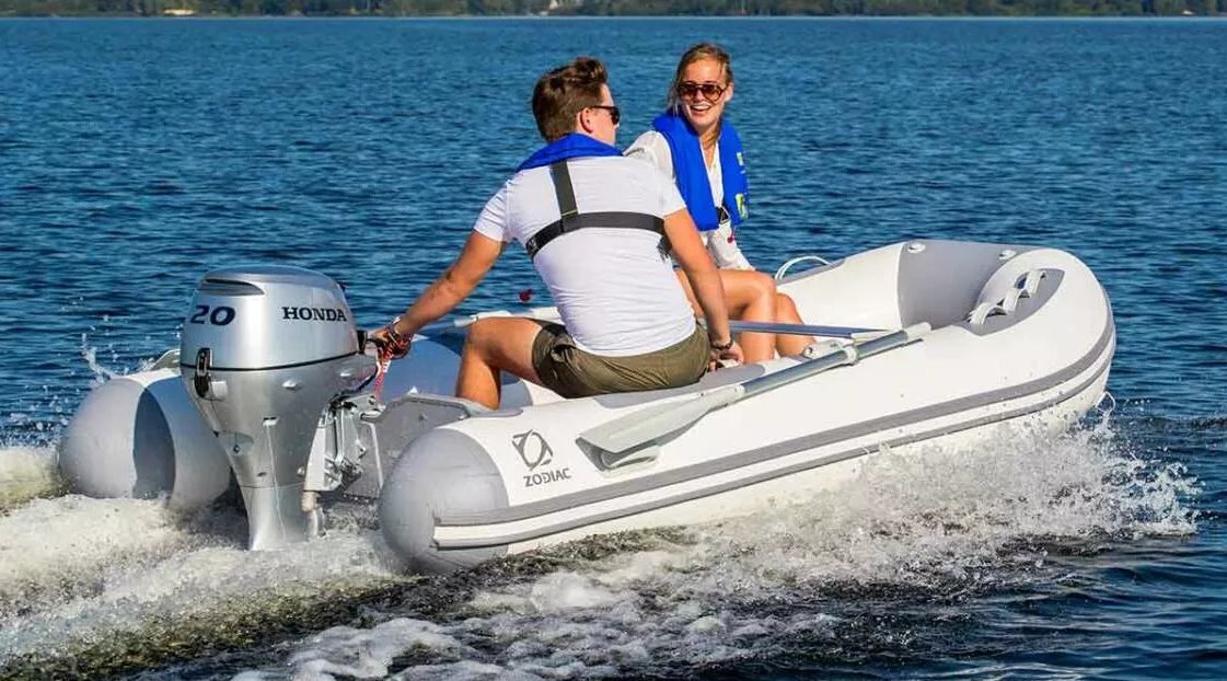 Zodiac CADET 310 Aluminum floor, Air keel