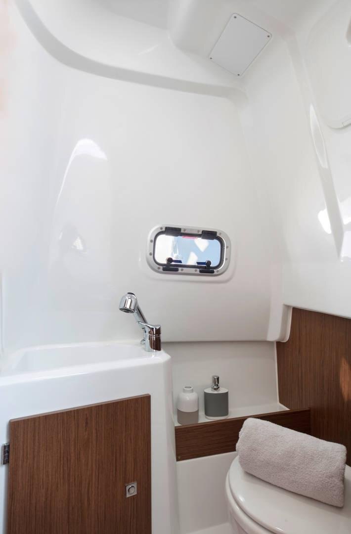 Jeanneau LEADER 9.0 CC