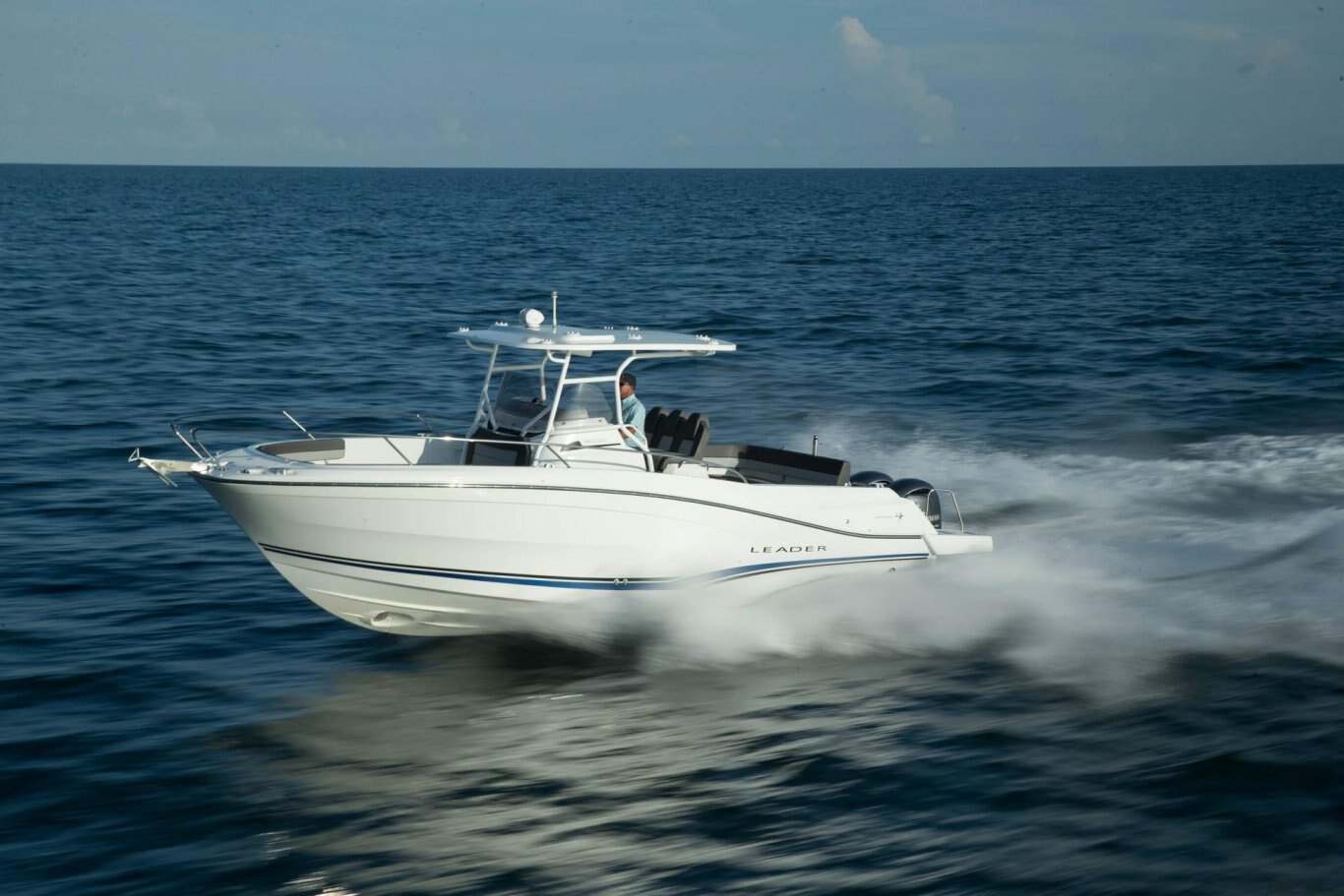 Jeanneau LEADER 9.0 CC