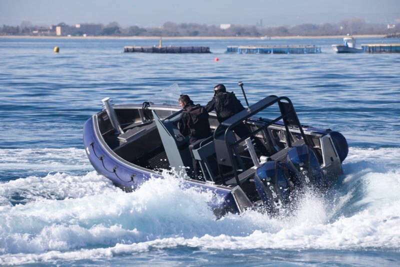 Zodiac Milpro SRA 750 OB