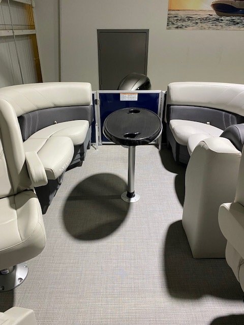 2023 SYLVAN MIRAGE 8520 LZ