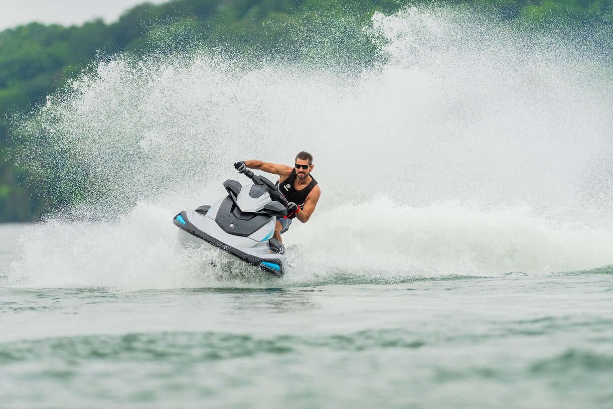 2024 Yamaha VX CRUISER W/ AUDIO, Cover and Trailer included