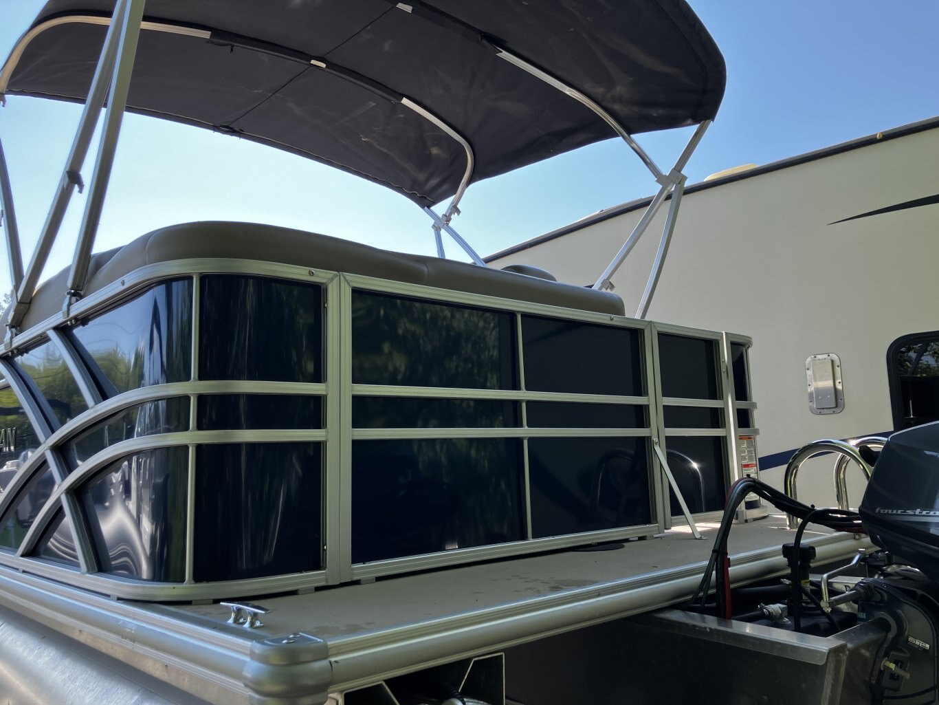 Sylvan MIRAGE 818 FISH with Your choice of Yamaha Motor (see below)