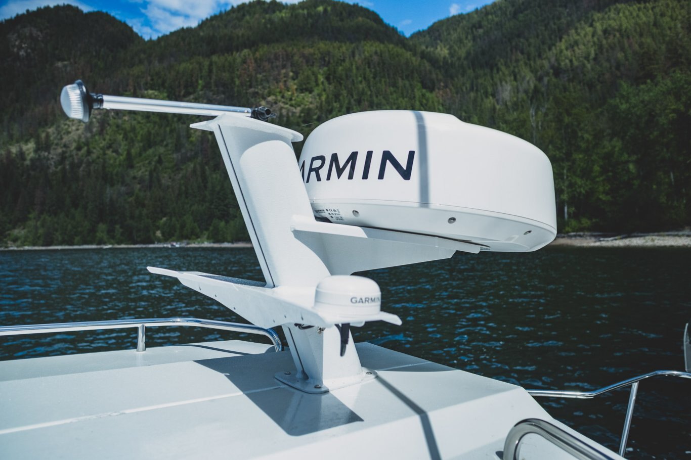 KingFisher 2725 XRS Offshore with Twin F200XSA