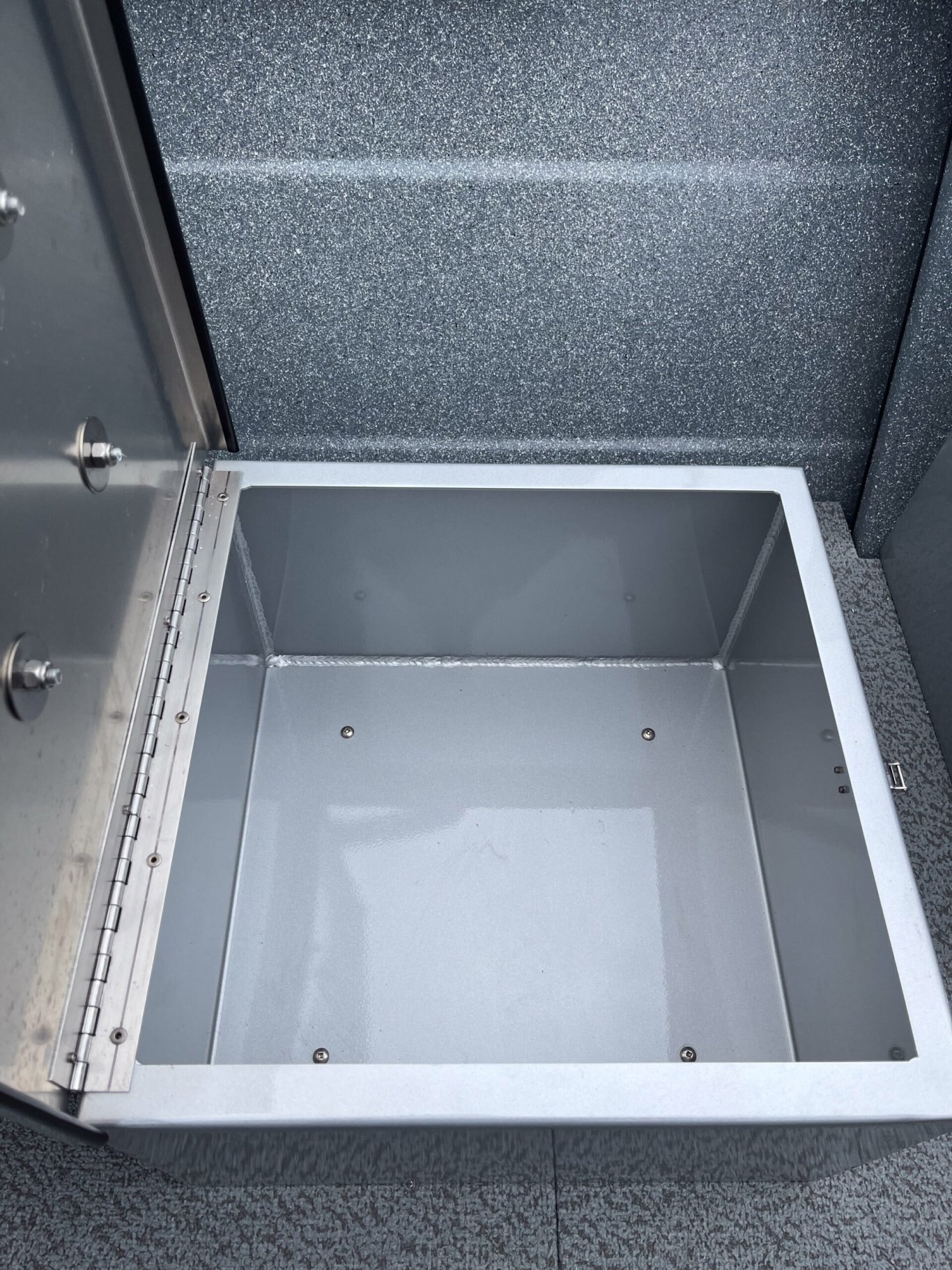 2025 KingFisher 2175 Extreme Shallow 6.2L River Jet