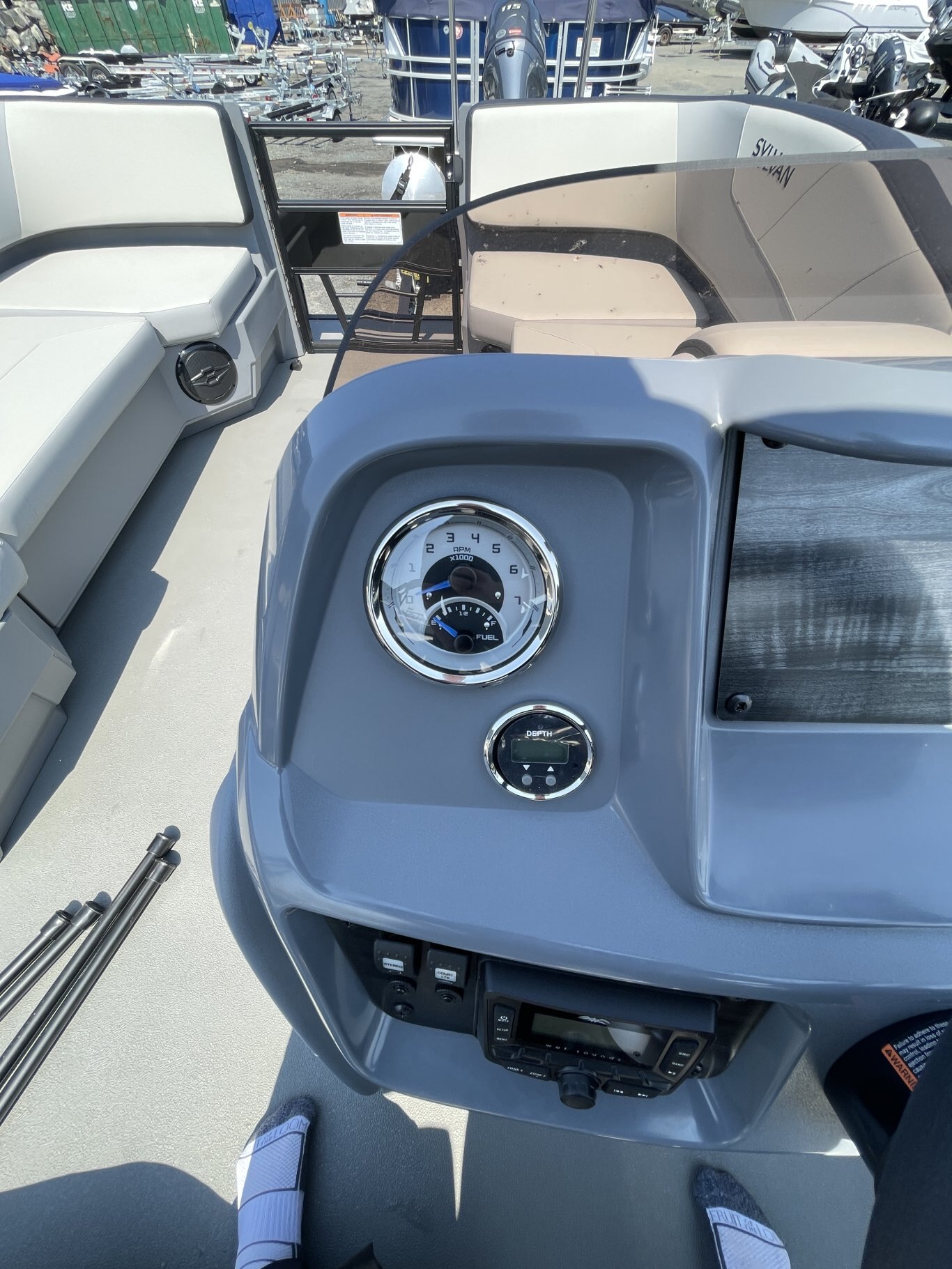 2025 Sylvan A Series A 20 LZ DH with Yamaha 90