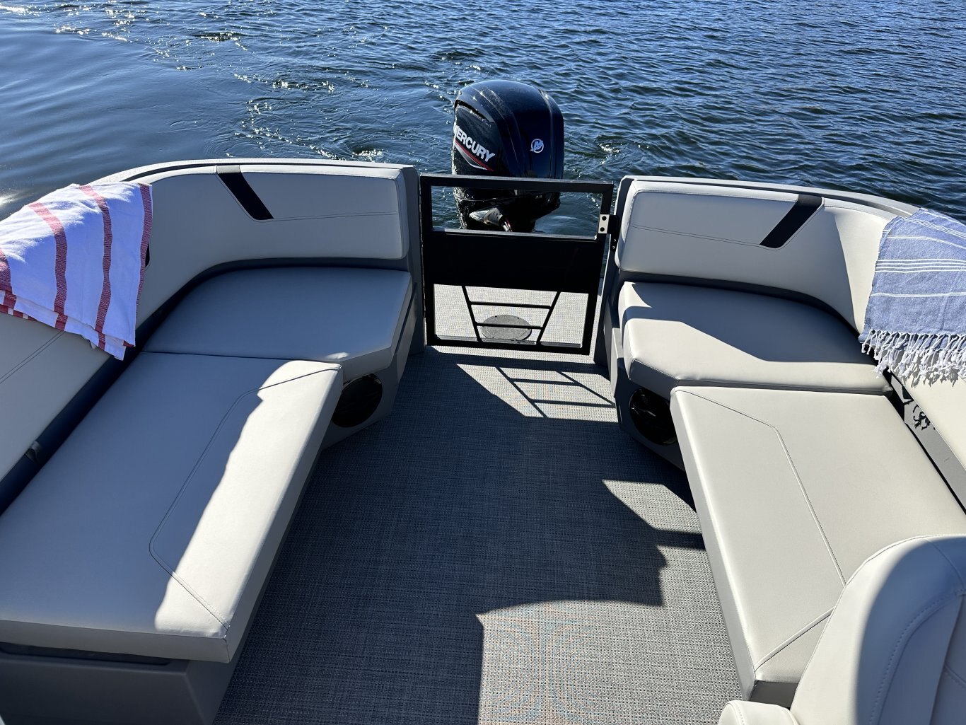 2025 Sylvan A Series A 20 LZ DH with Yamaha 90