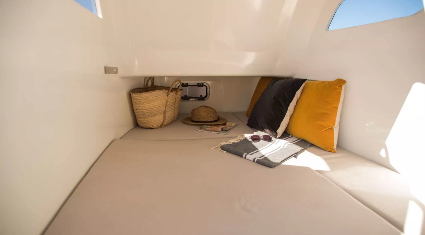 Zodiac Medline 9 engine options up to 700 HP