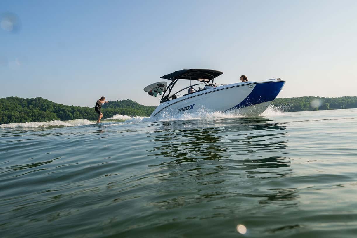 2026 Yamaha 255XE White