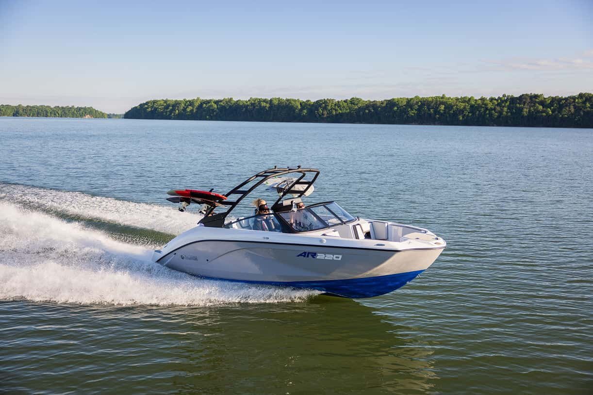 2026 Yamaha AR220 Black