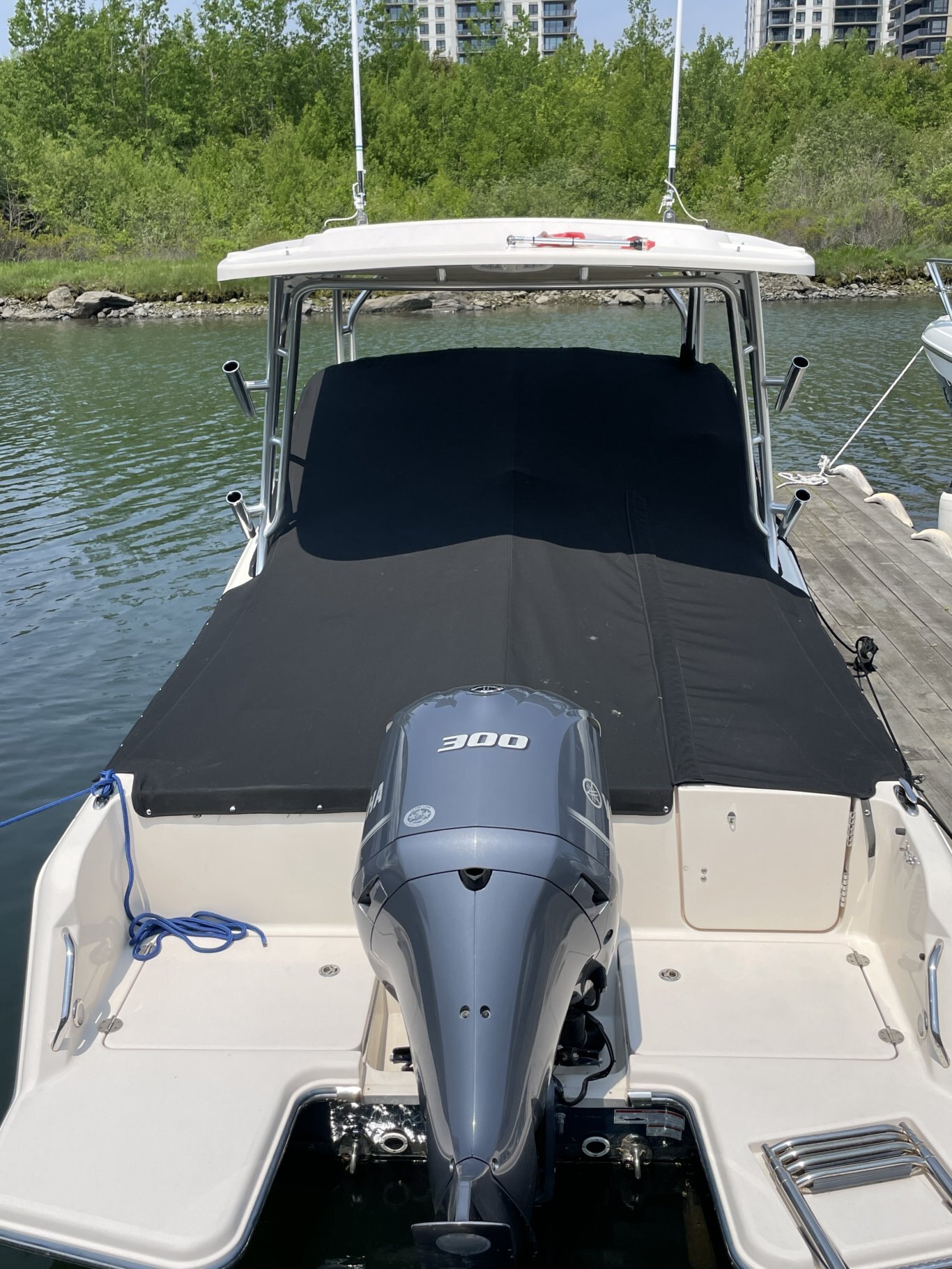 2019 Grady White Freedom 235 Yamaha 300 with full canvas package