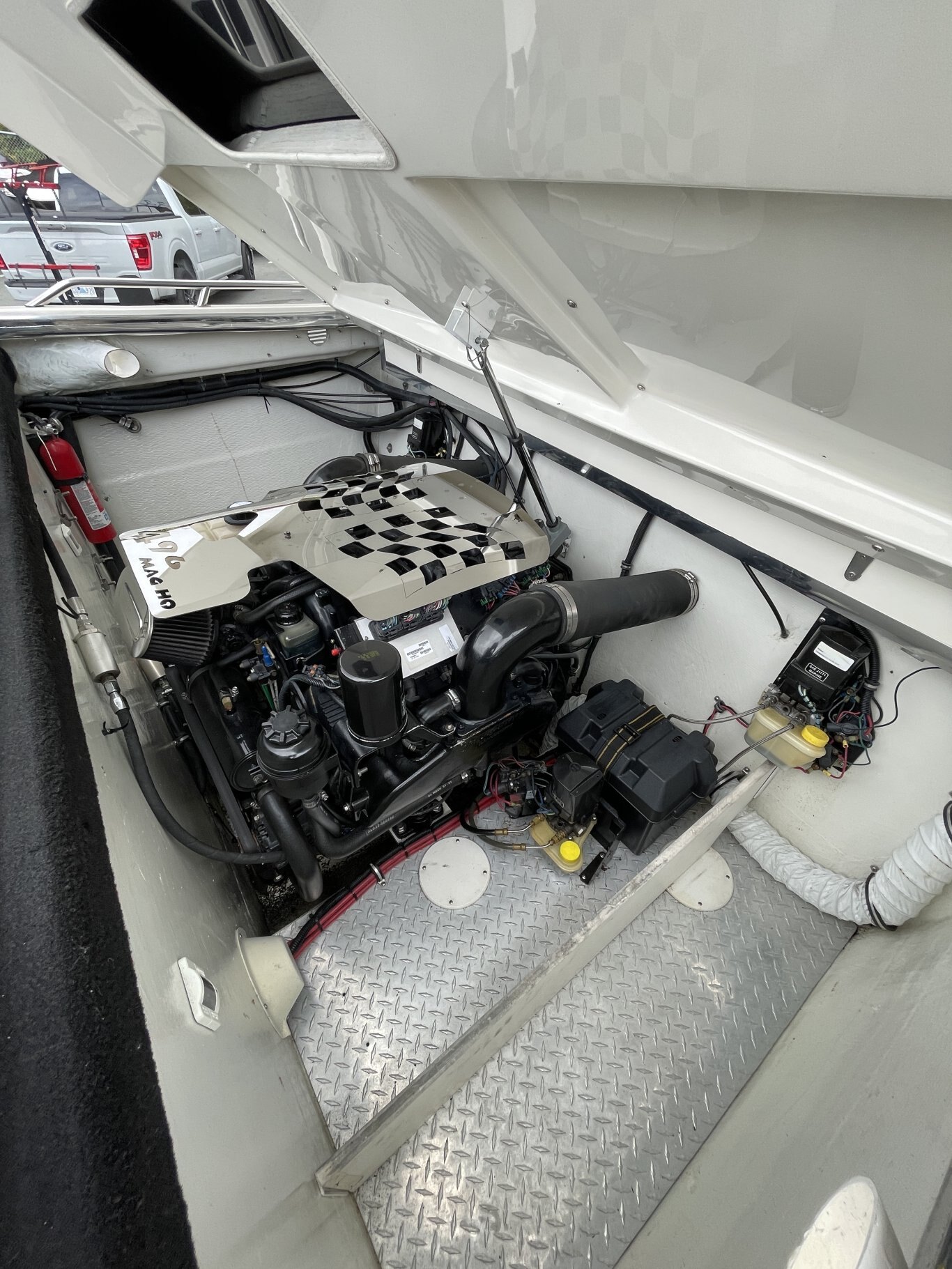 2004 Velocity Powerboats 260 with Mercruiser 496 MAG HO. (134 hours) and Aluminum Trailer