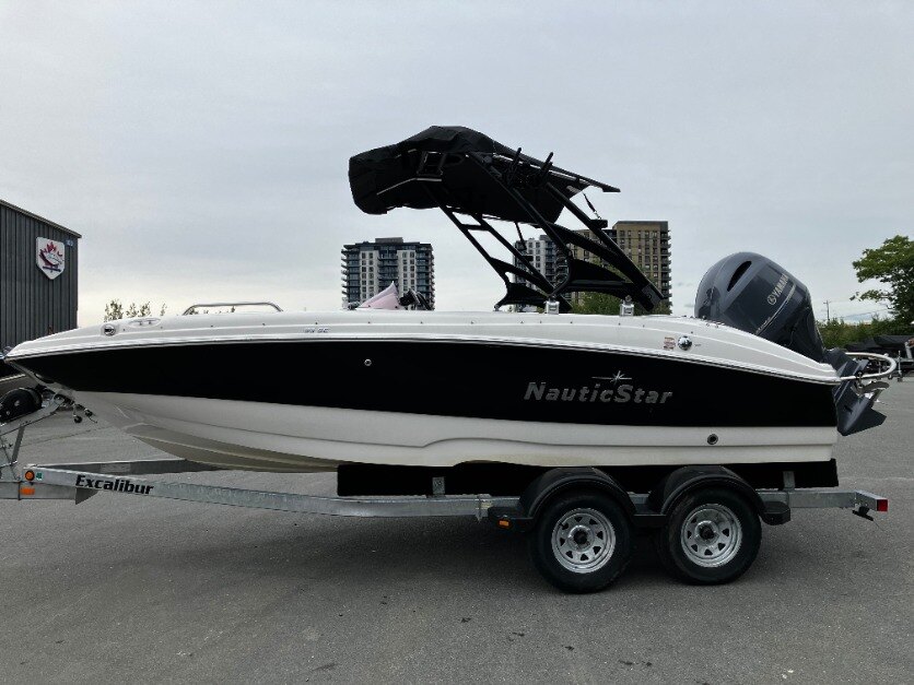 2021 NauticStar 193SC Deck Boat with Yamaha F150