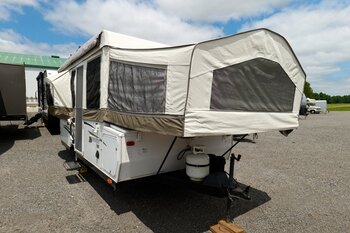 2015 Forest River Rockwood Mini LITE 2109S