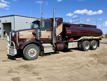 2008 Kenworth T/A Pressure Tank Truck