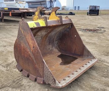 CAT Q/C 72 Inch Clean Up Bucket 300 Series