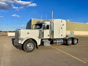 2004 Peterbilt 379 T/A Truck Tractor