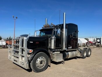 2016 Peterbilt 567 T/A Truck Tractor w/ Wet Kit