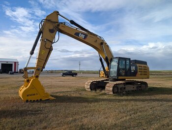 2017 Caterpillar 349FL Excavator w/ Thumb