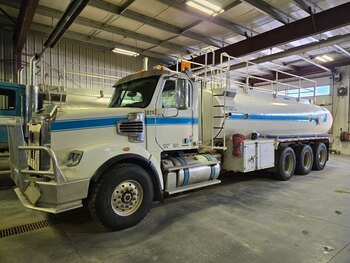 2013 Freightliner Coronado 122 Tridrive Vacuum Truck