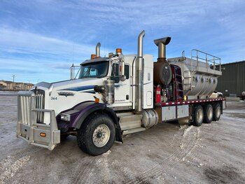 2004 Kenworth T800 Tridrive w/ Manitex 2892 Boom Truck