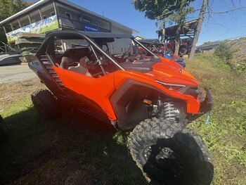 2026 CFMOTO ZFORCE Z10 Lava Orange