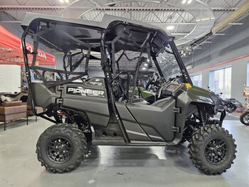 2025 Honda Pioneer 700 4P DLX SAVE $500 & FINANCE FROM 2.99%