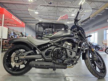 2022 Kawasaki NINJA 650 KRT EDITION 20,793 KM