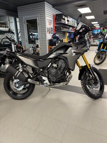 2024 YAMAHA XSR 700