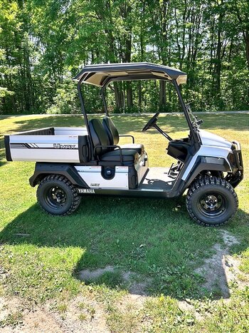 2025 YAMAHA DRIVE 2 PTV EFI W/MIRROR, BRUSH GUARD, FENDER FLARES, 12PK COOLER YEAR END SALES EVENT!