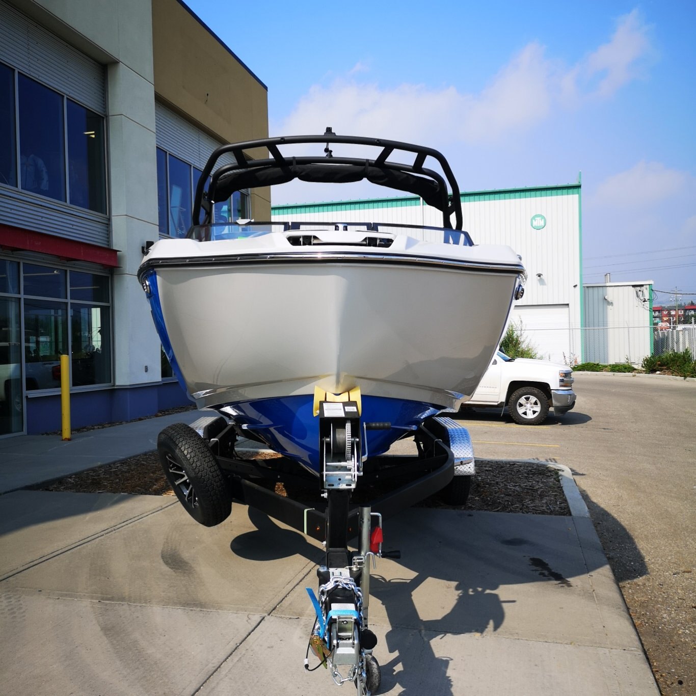 2024 Yamaha 222XD Space Blue