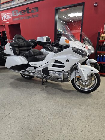 2024 HONDA GOLDWING