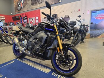 2024 Yamaha MT 10 Team Yamaha Blue