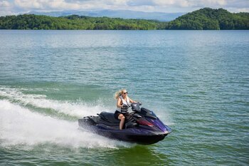 2025 Yamaha GP HO Torch Red