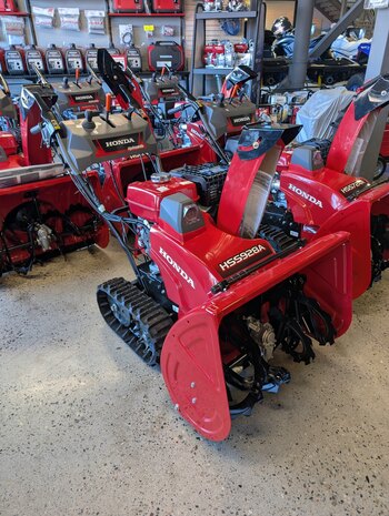 Honda 81cm (32in), Track Drive ES HSS1332CTD