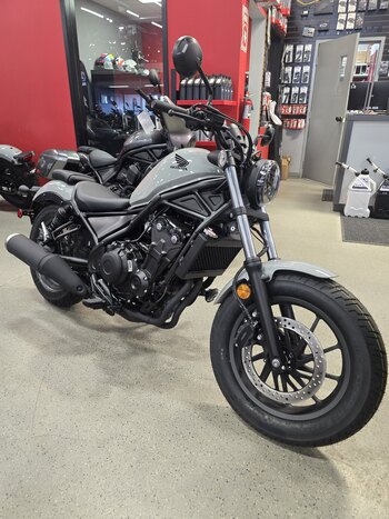 2026 Honda Rebel 500 ABS Pearl Shining Black