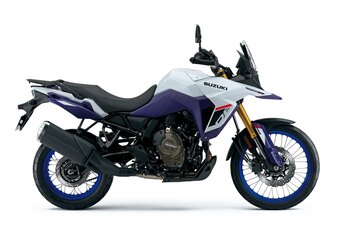 2025 Suzuki V Strom 800DE Glass Sparkle Black