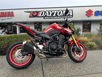 2010 Ducati Monster 696 Red