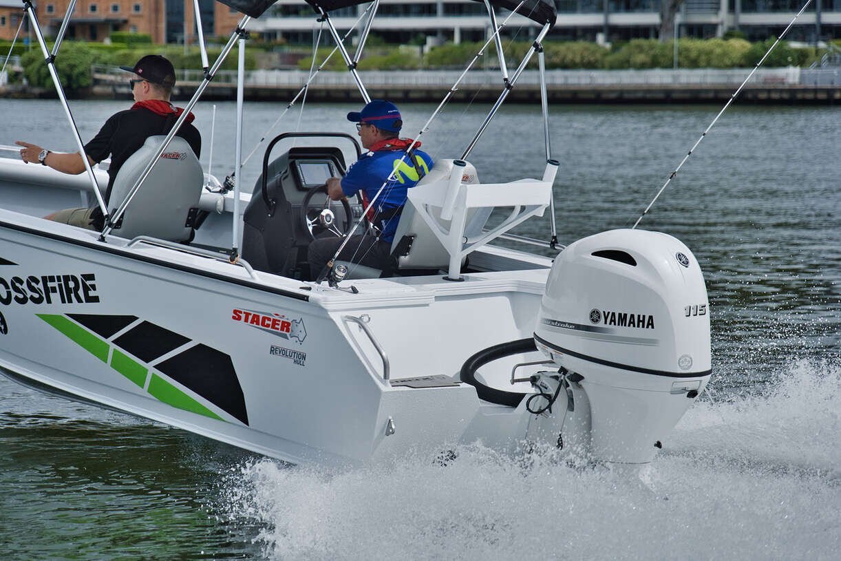 Yamaha F115 gris bleuté métallisé