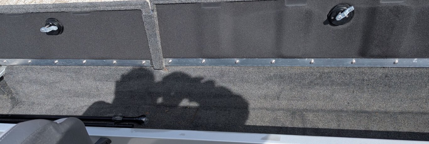 2023 NOUVEAU STARCRAFT DELTA 188 T ***EN COURS DE VENTE***MINN KOTA 80LB TERROVA, HUMMINBIRD HELIX 7, VIVIER, RANGEMENTS POUR CANNES À PÊCHE, CALE, FEUX DE NAVIGATION $44495 TOUT DANS LE PRIX PLUS TAXE ET LICENCE !!!