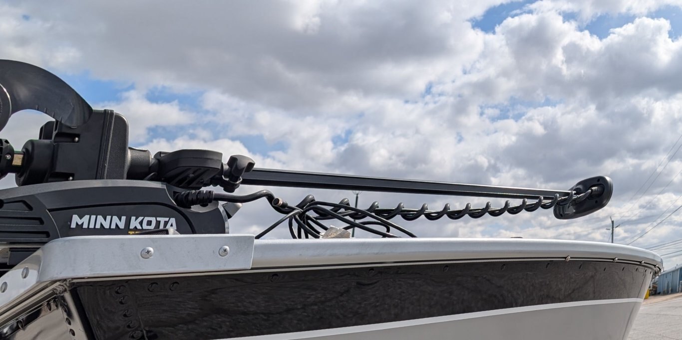 2023 NOUVEAU STARCRAFT DELTA 188 T ***EN COURS DE VENTE***MINN KOTA 80LB TERROVA, HUMMINBIRD HELIX 7, VIVIER, RANGEMENTS POUR CANNES À PÊCHE, CALE, FEUX DE NAVIGATION $44495 TOUT DANS LE PRIX PLUS TAXE ET LICENCE !!!