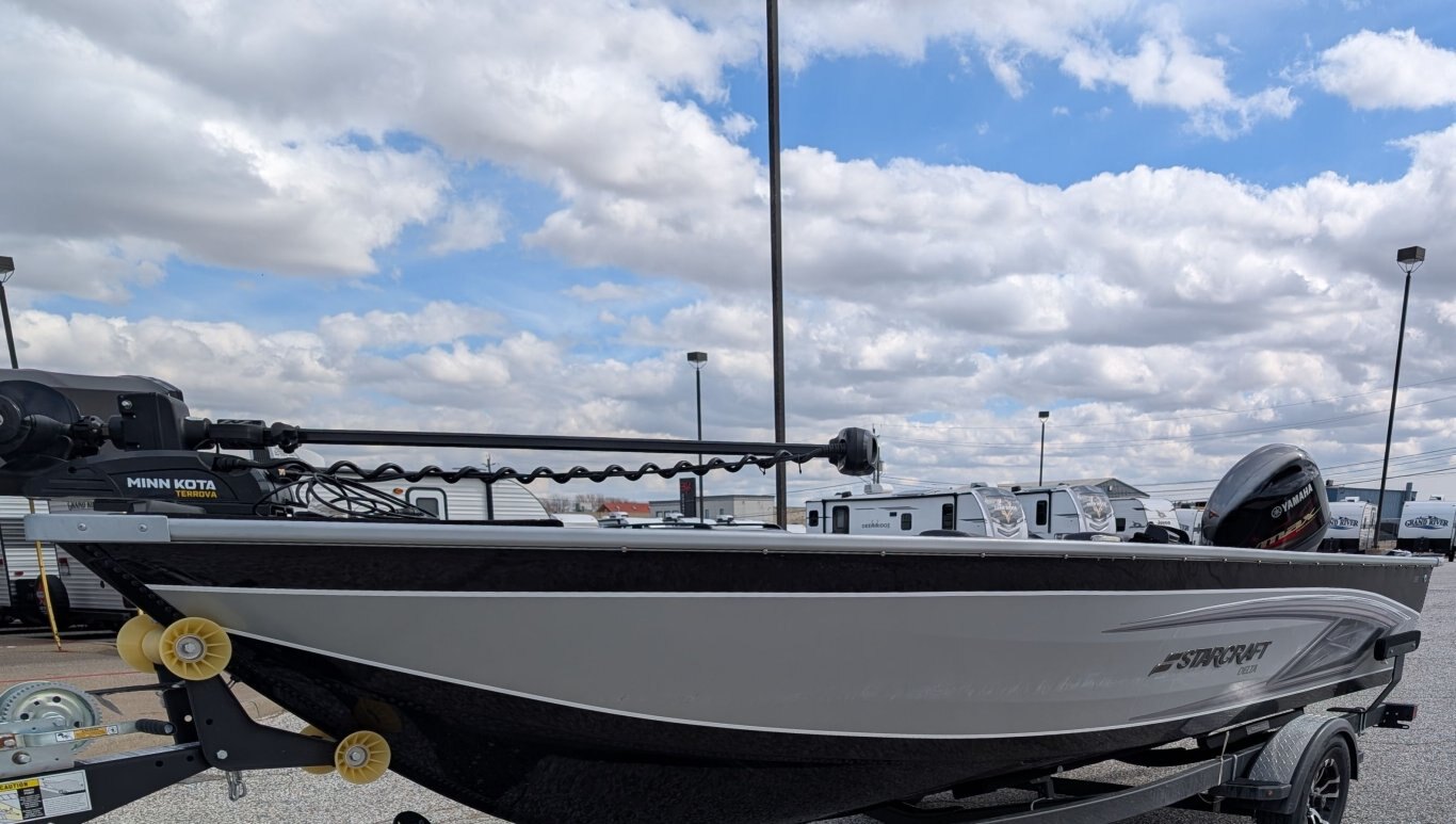 2023 NOUVEAU STARCRAFT DELTA 188 T ***EN COURS DE VENTE***MINN KOTA 80LB TERROVA, HUMMINBIRD HELIX 7, VIVIER, RANGEMENTS POUR CANNES À PÊCHE, CALE, FEUX DE NAVIGATION $44495 TOUT DANS LE PRIX PLUS TAXE ET LICENCE !!!