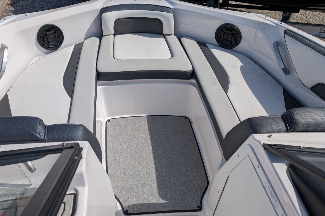 2021 YAMAHA SX195 SEULEMENT 89 HEURES ! SUPER PROPRE COMME NEUF ! $57995 PLUS HST & LICENSING. FINANCEMENT POUR AUSSI PEU QUE 145 $ PAR SEMAINE AVEC AUCUN ACOMPTE ! ÉCHANGES BIENVENUS.