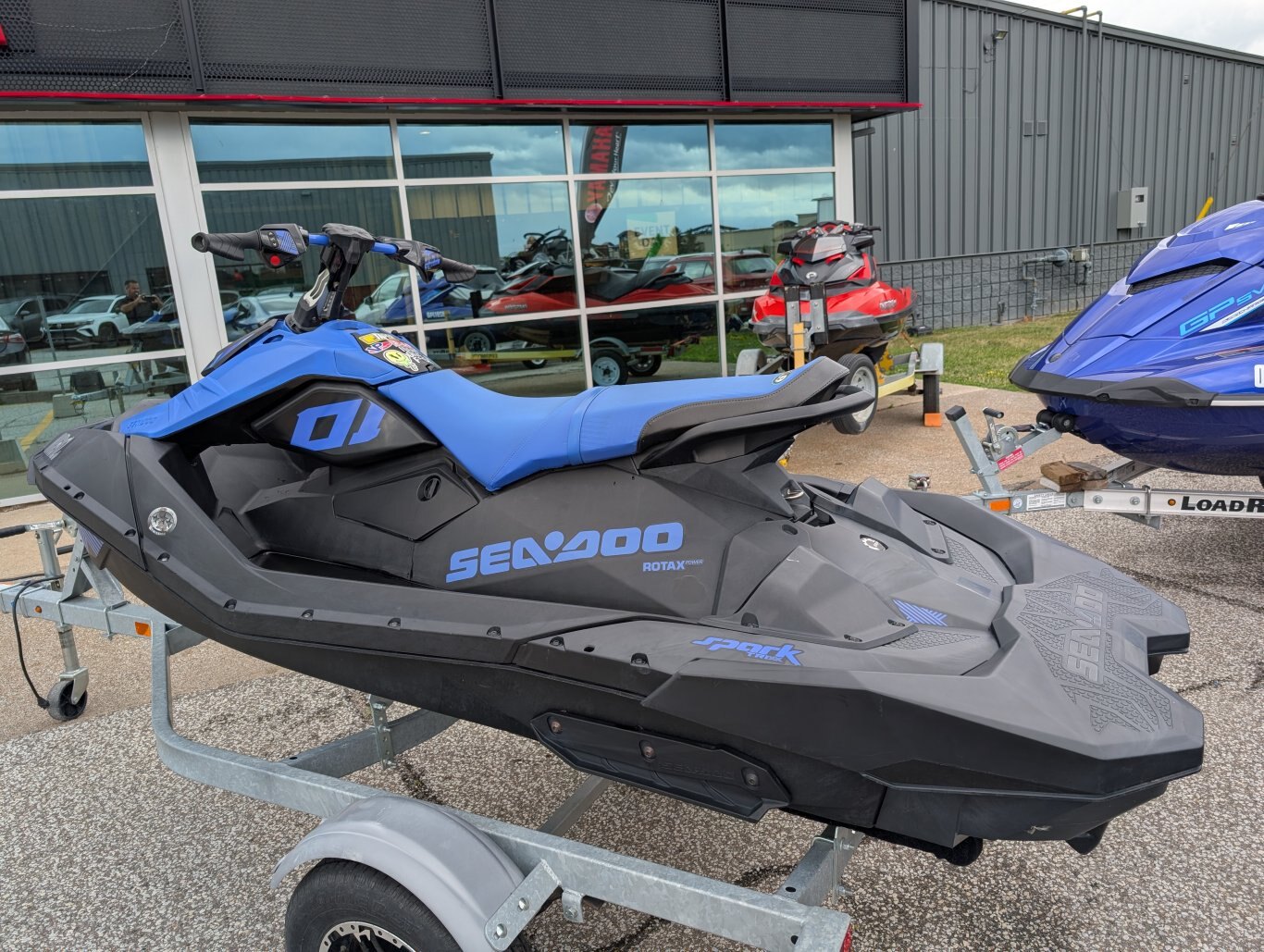 2023 SEA DOO SPARK TRIXX SEULEMENT 45 HEURES REMORQUE INCLUSE ! SPÉCIAL DE FIN DE SAISON ! 8995$ PLUS TAXES ET ENREGISTREMENT