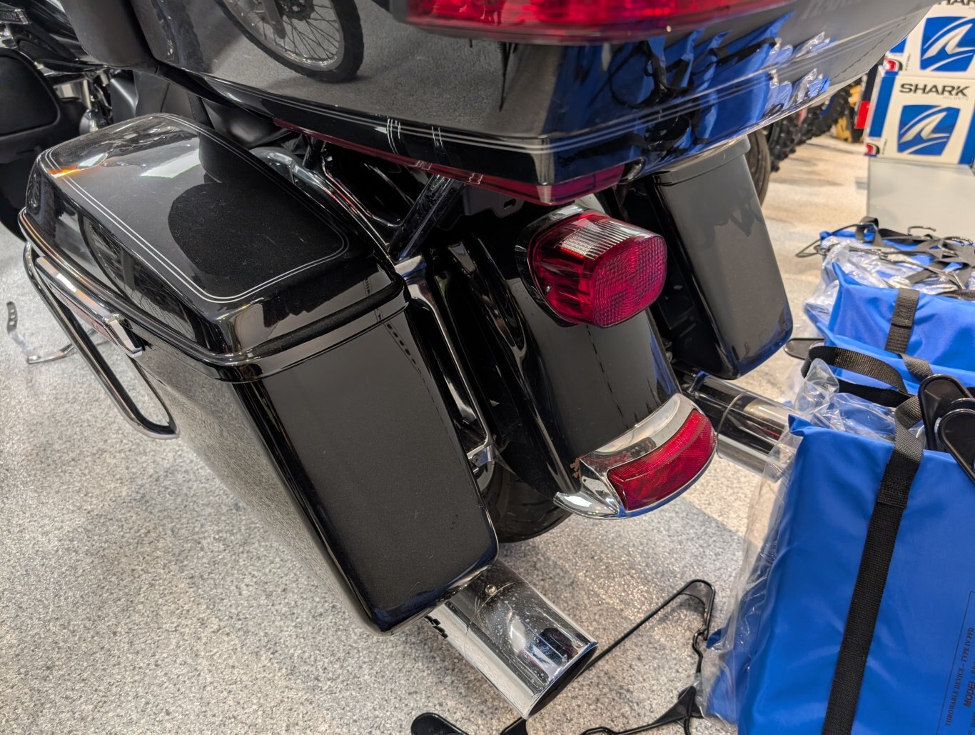 FRESH TRADE 2014 ELECTRA GLIDE ULTRA LIMITED WITH SCREAMING EAGLE EXHAUST