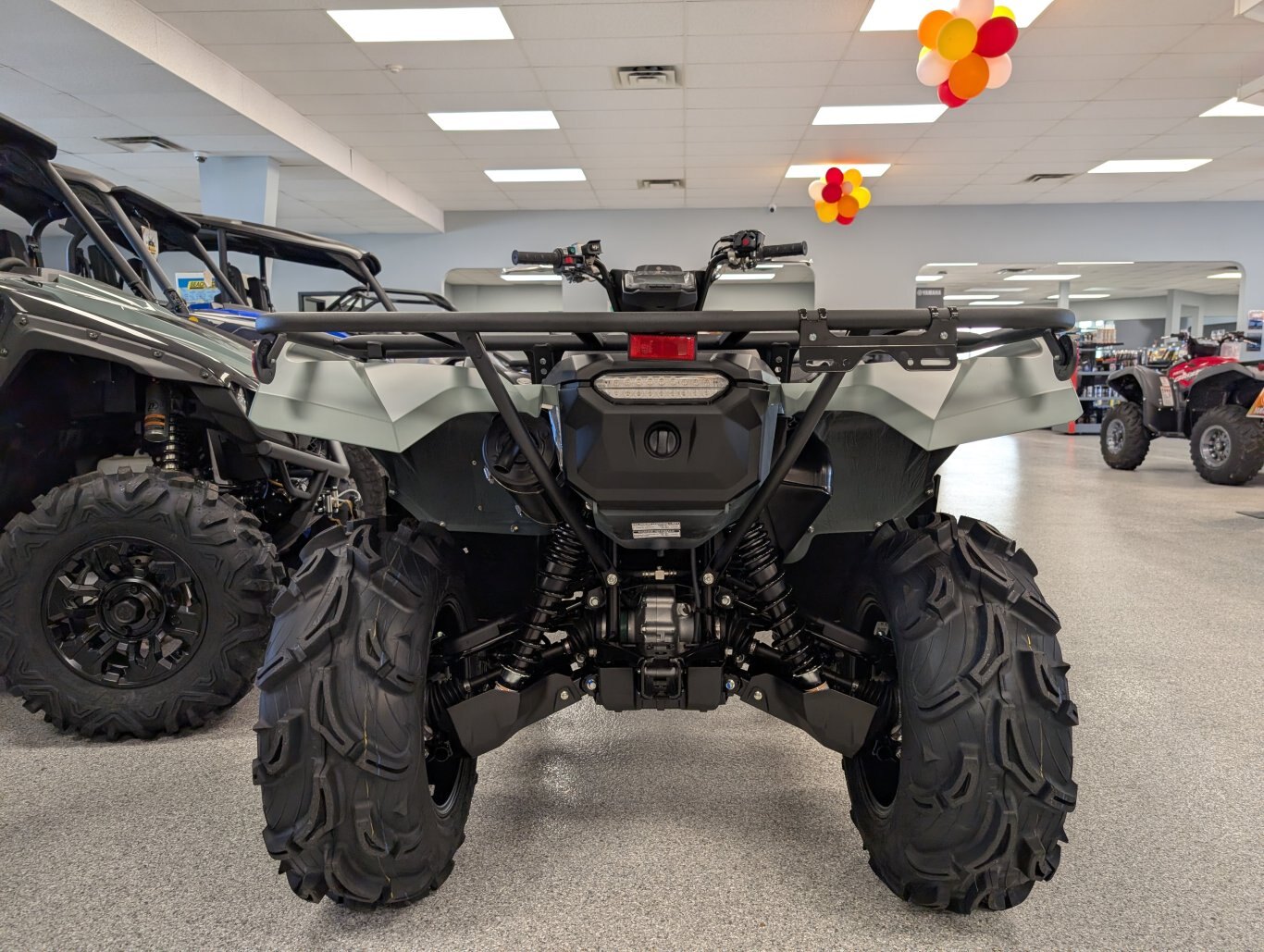2026 Yamaha Grizzly EPS XT R Gris mousse/Noir tactique