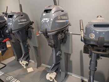 NEW YAMAHA F25, 15 INCH SHAFT,ELECTRIC START, POWER TRIM AND TILT.