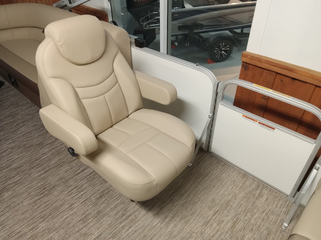 2023 GODFREY SW 2086 BANQUETTE DIVISÉE